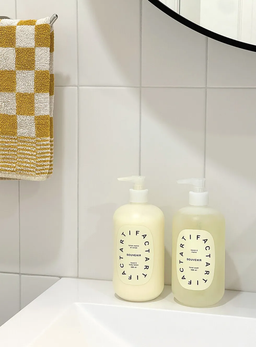 Sea kelp and green tea extracts hand and body lotion