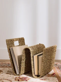 Seagrass magazine rack