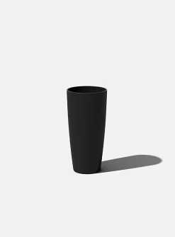 Selena conical planter