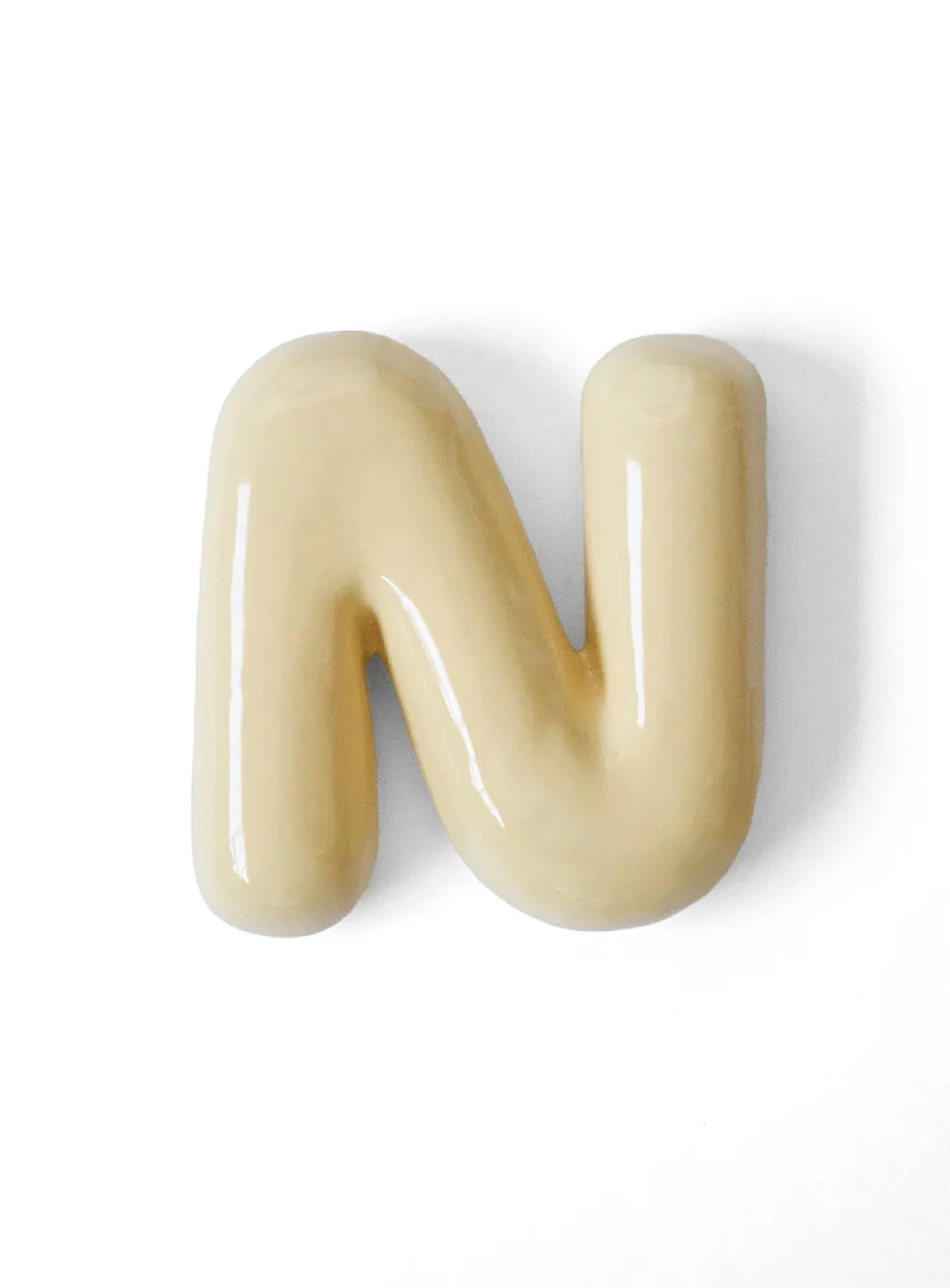 Semiporcelain letter N wall ornament