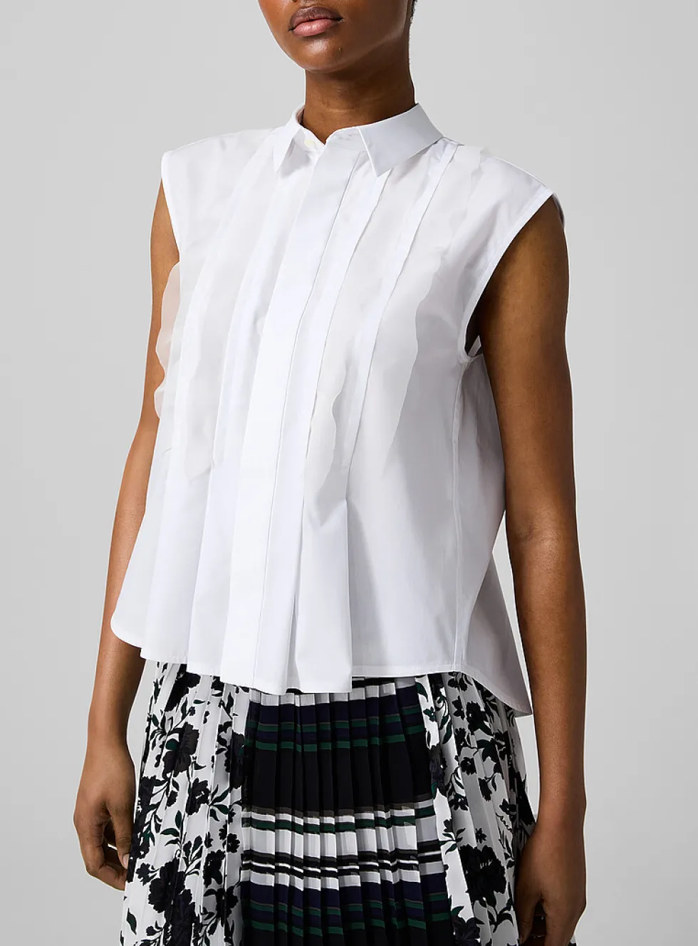 Sheer ruffles pleated sleeveless shirt