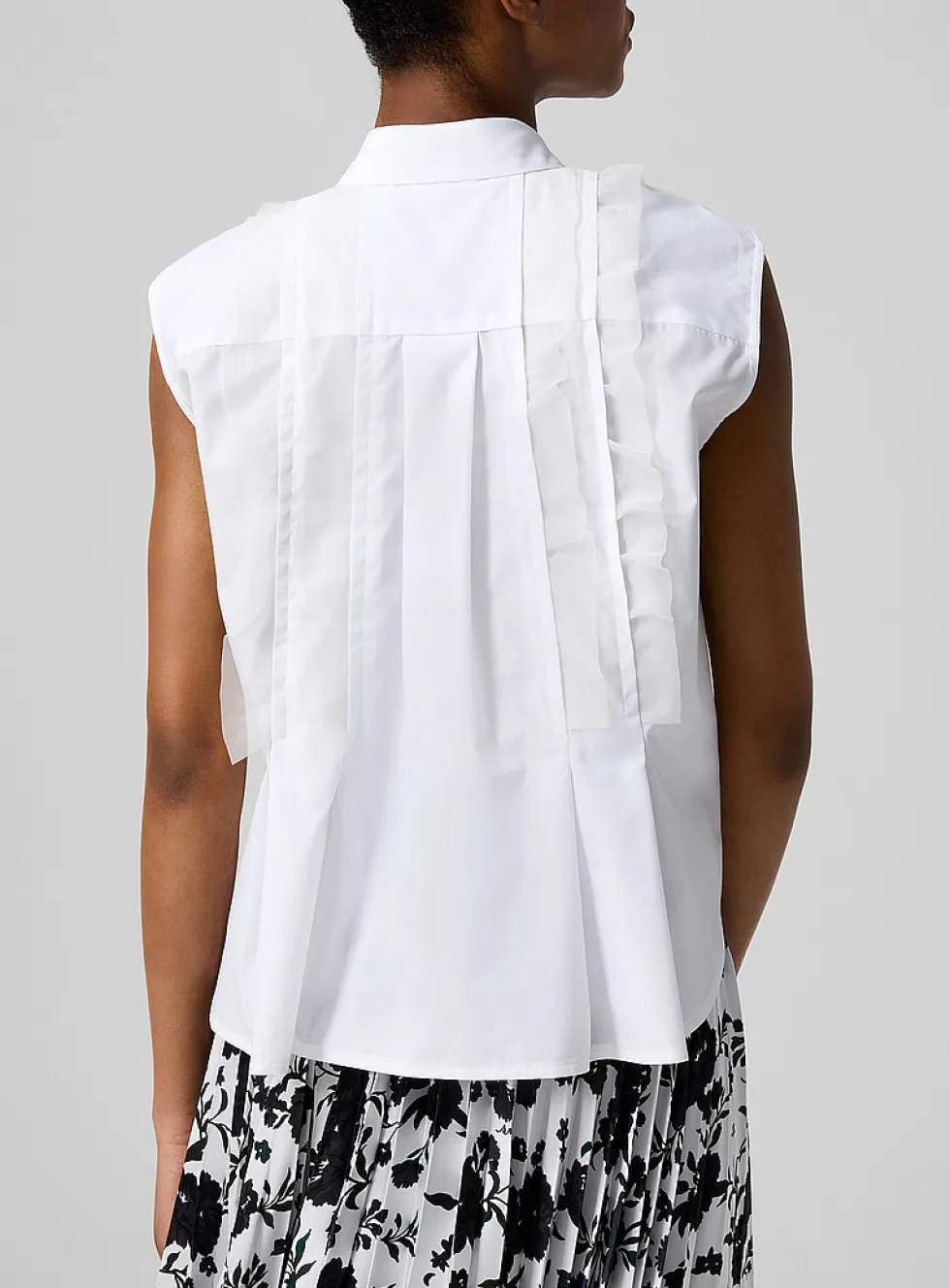 Sheer ruffles pleated sleeveless shirt