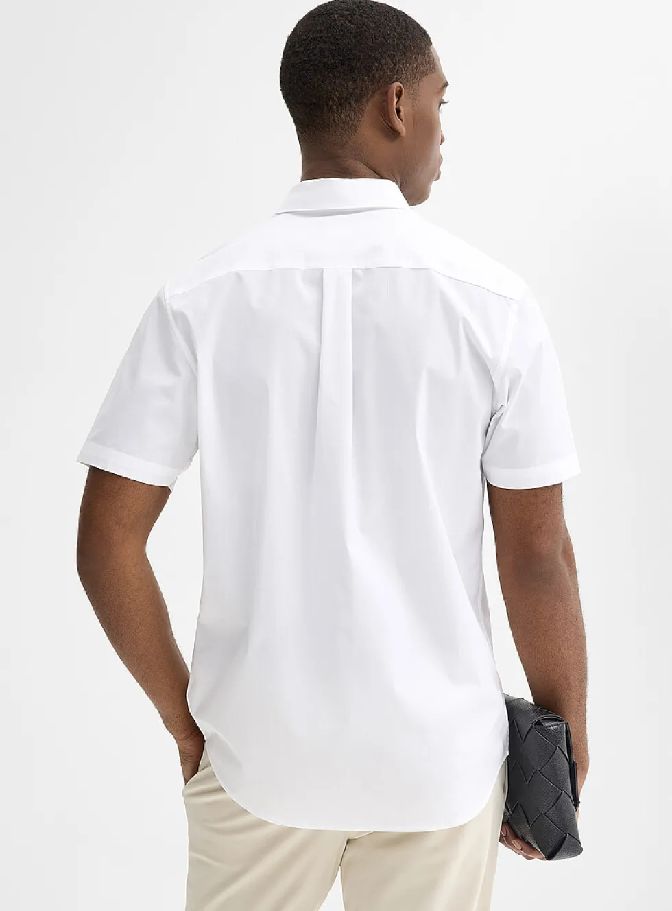 Short-sleeve solid shirt
