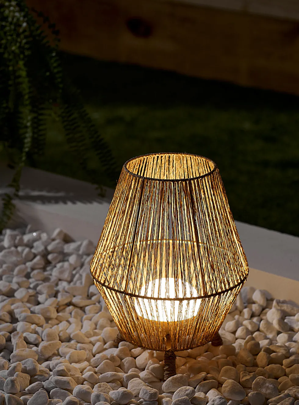 Sisine indoor-outdoor portable lamp