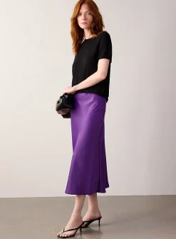 Sleek satiny skirt