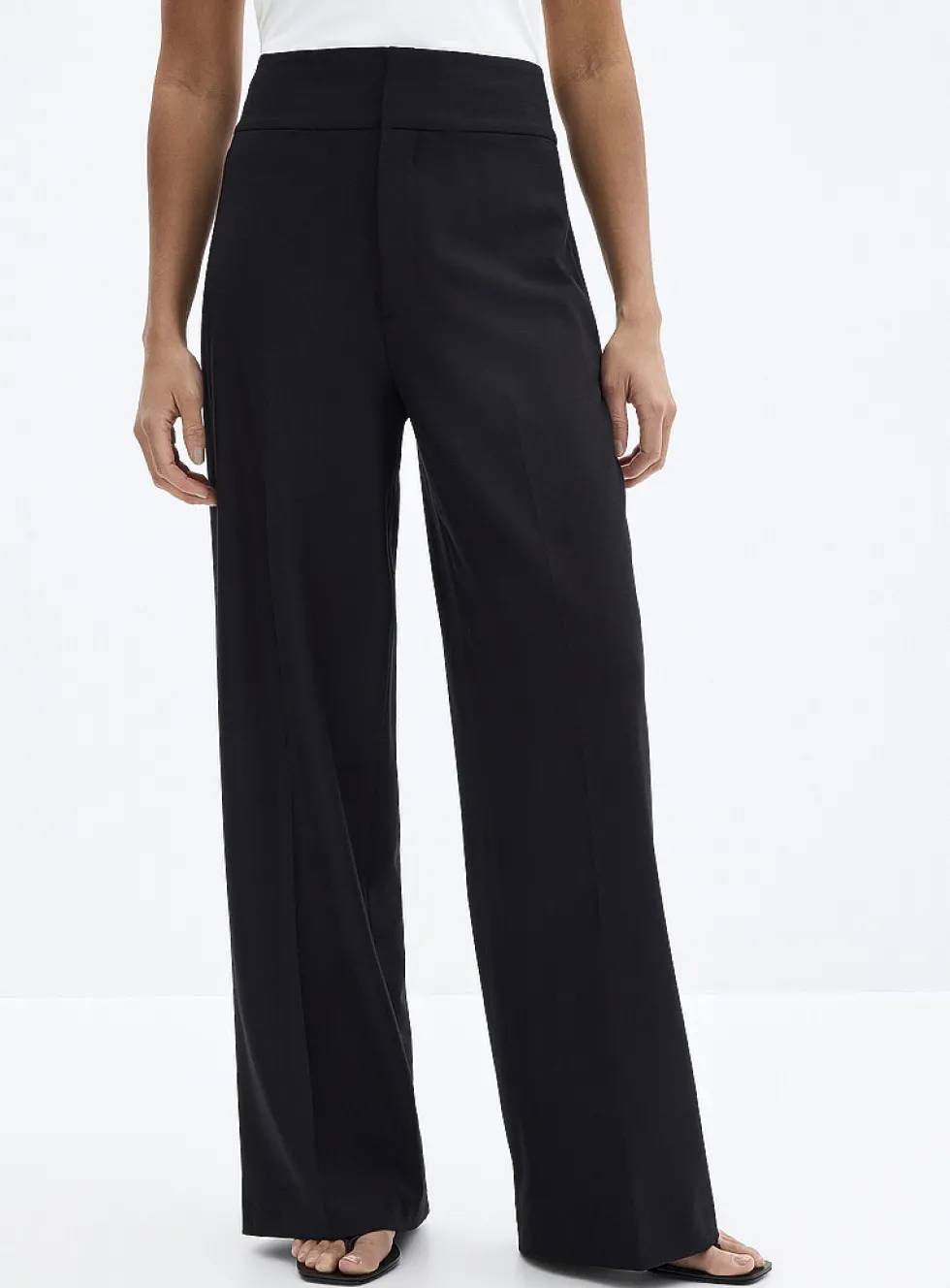 Sleek-waist stretch crepe pant
