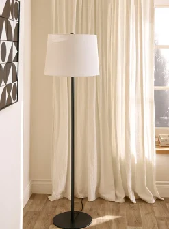Slim base minimalist floor lamp