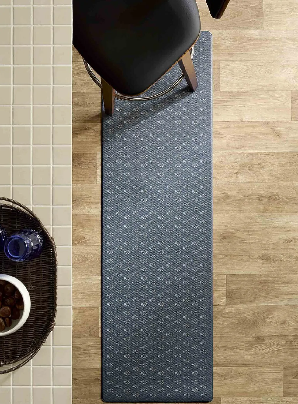 Small flowers kitchen mat
