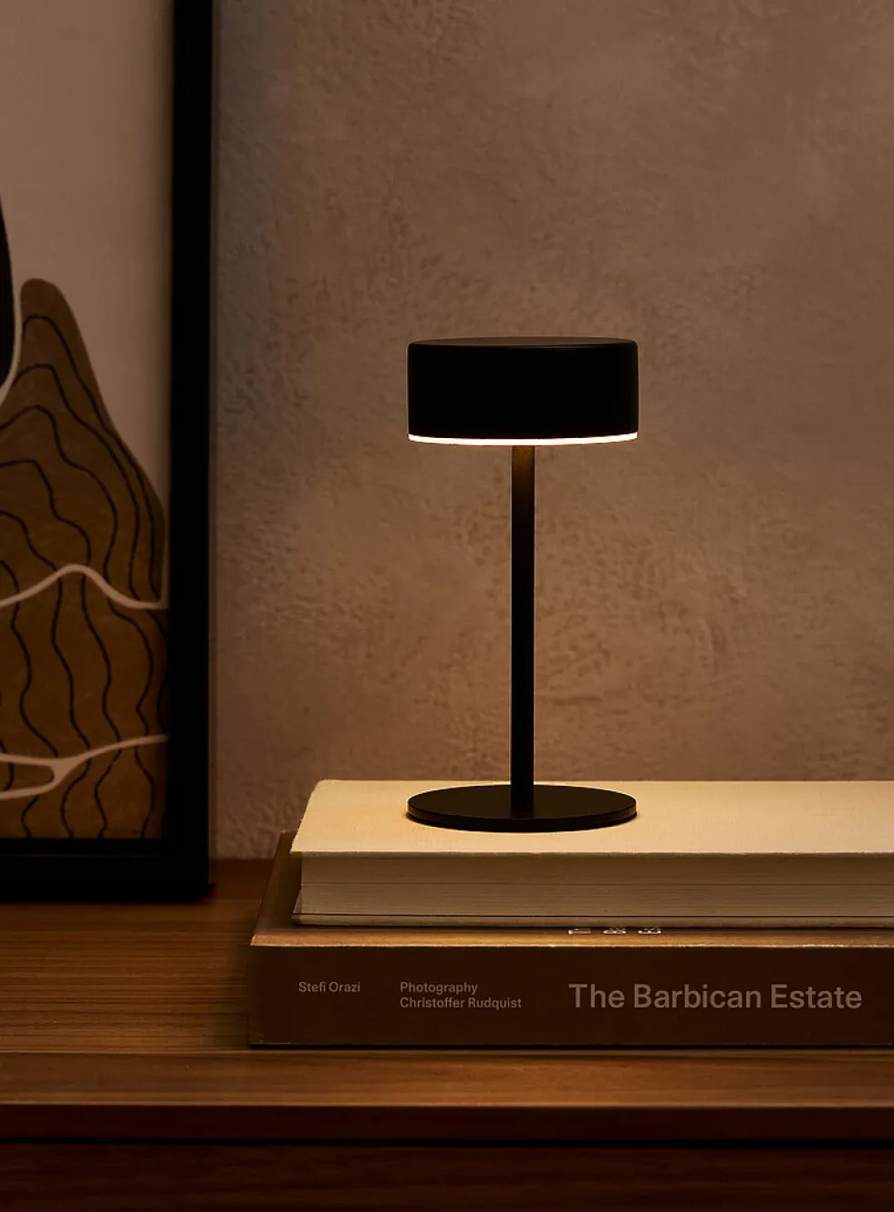 Small rechargeable cylindrical touch table lamp