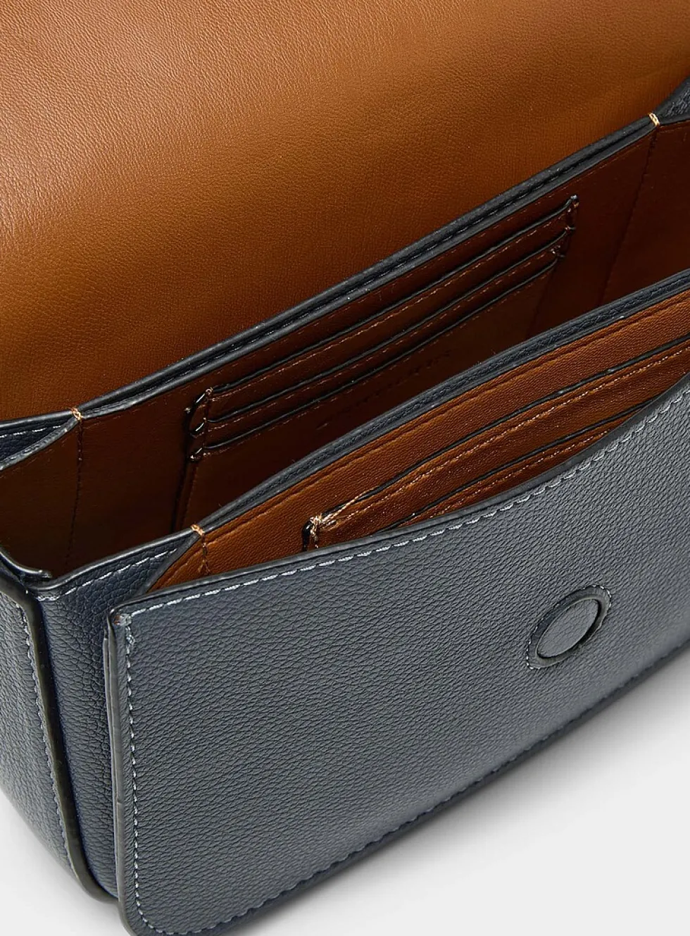 Small textured minimalist crossbody bag