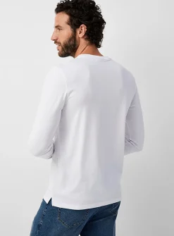 Solid long-sleeve T-shirt