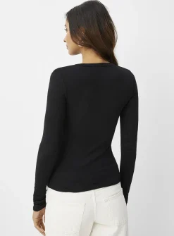 Supple knit long-sleeve T-shirt