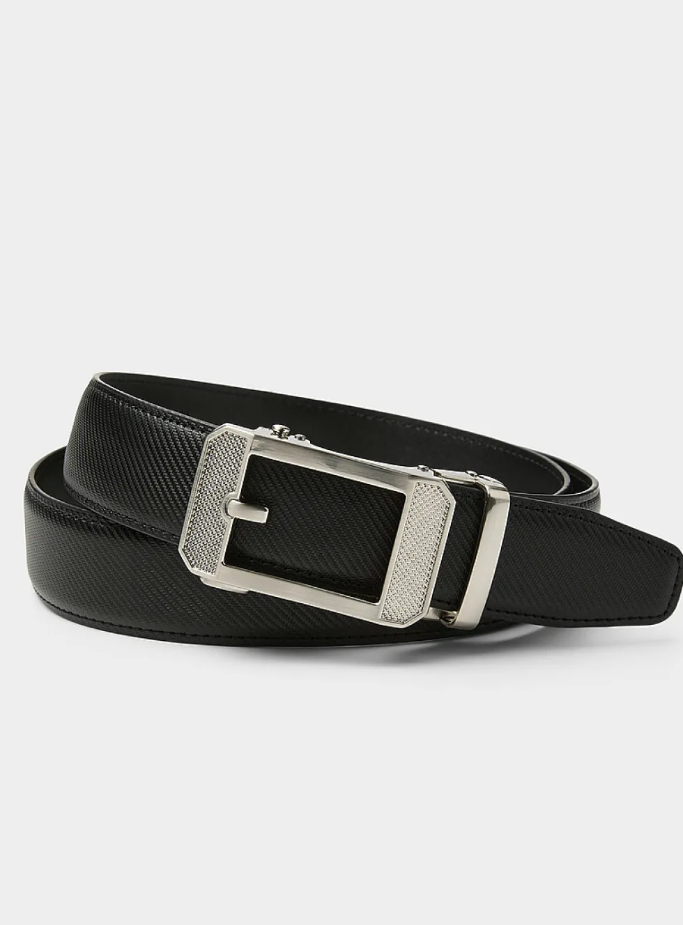 Textured automatic-buckle belt