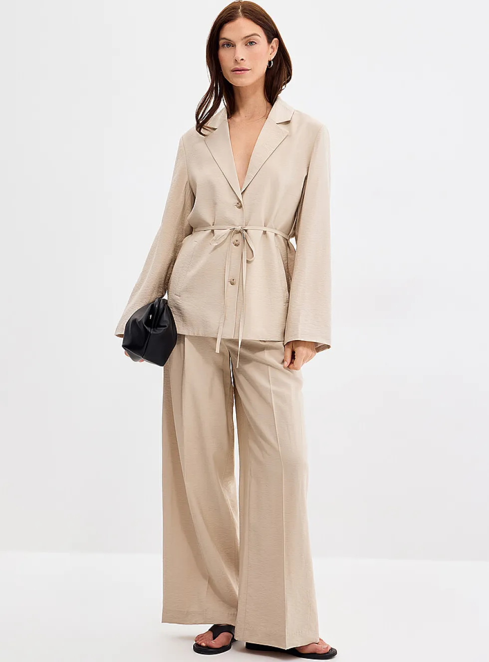 Thin belt flowy hammered blazer