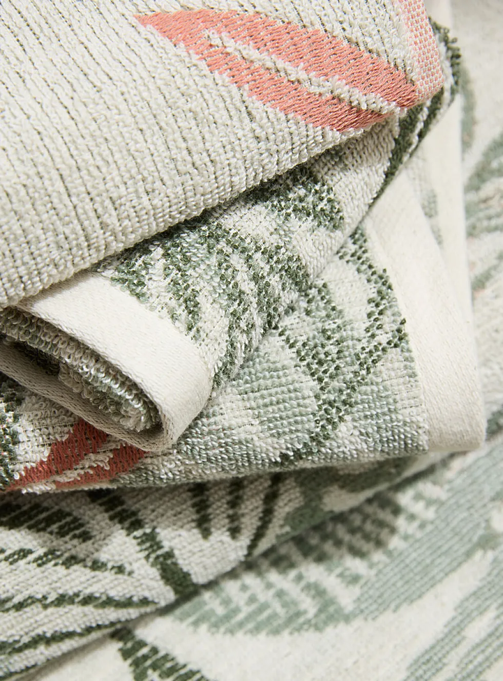 Tropical foliage organic cotton towels