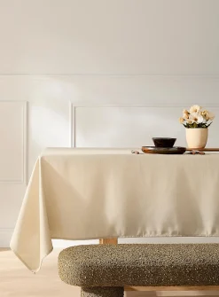 Two-tone woven tablecloth