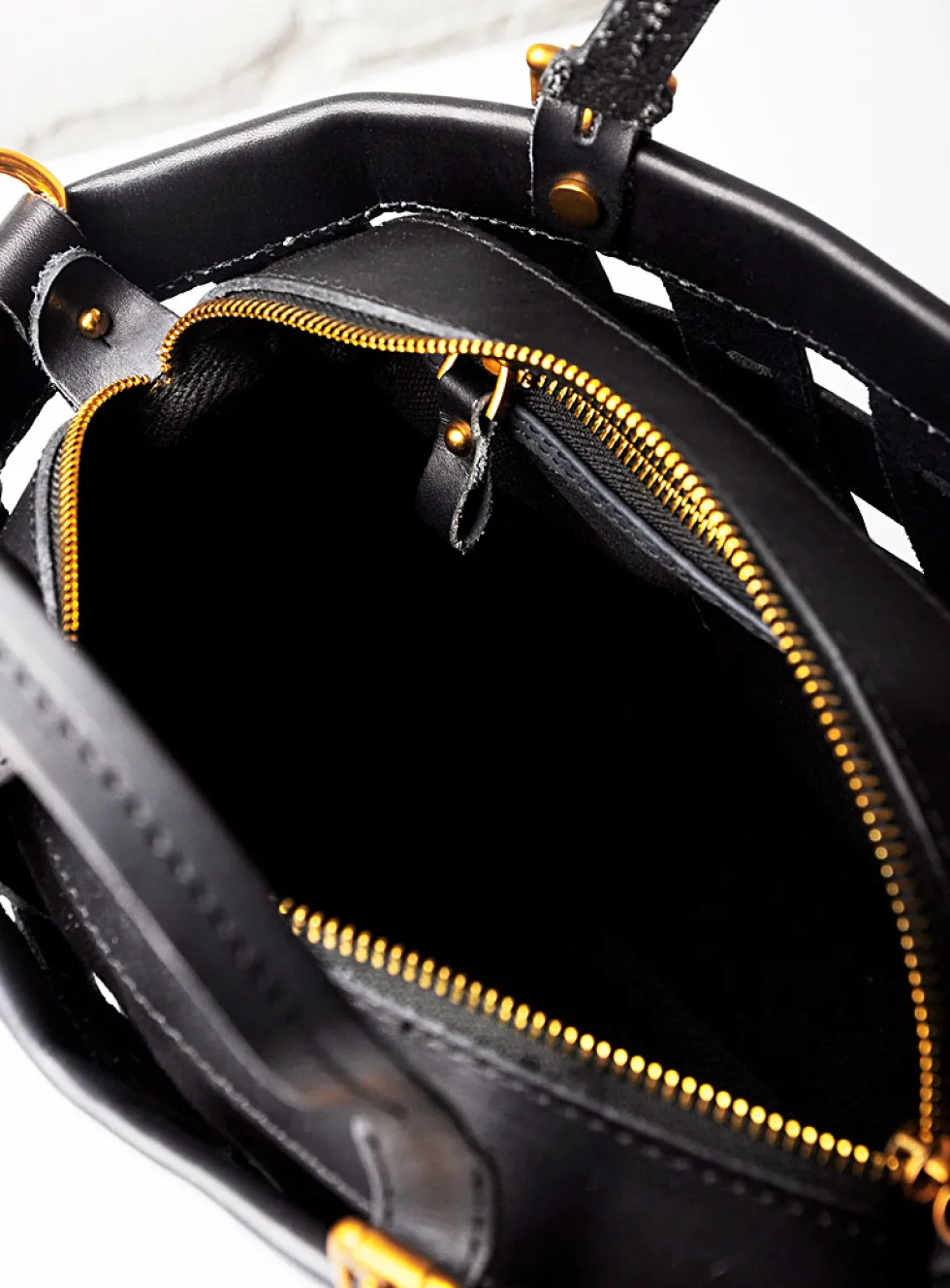 Venture convertible tote bag