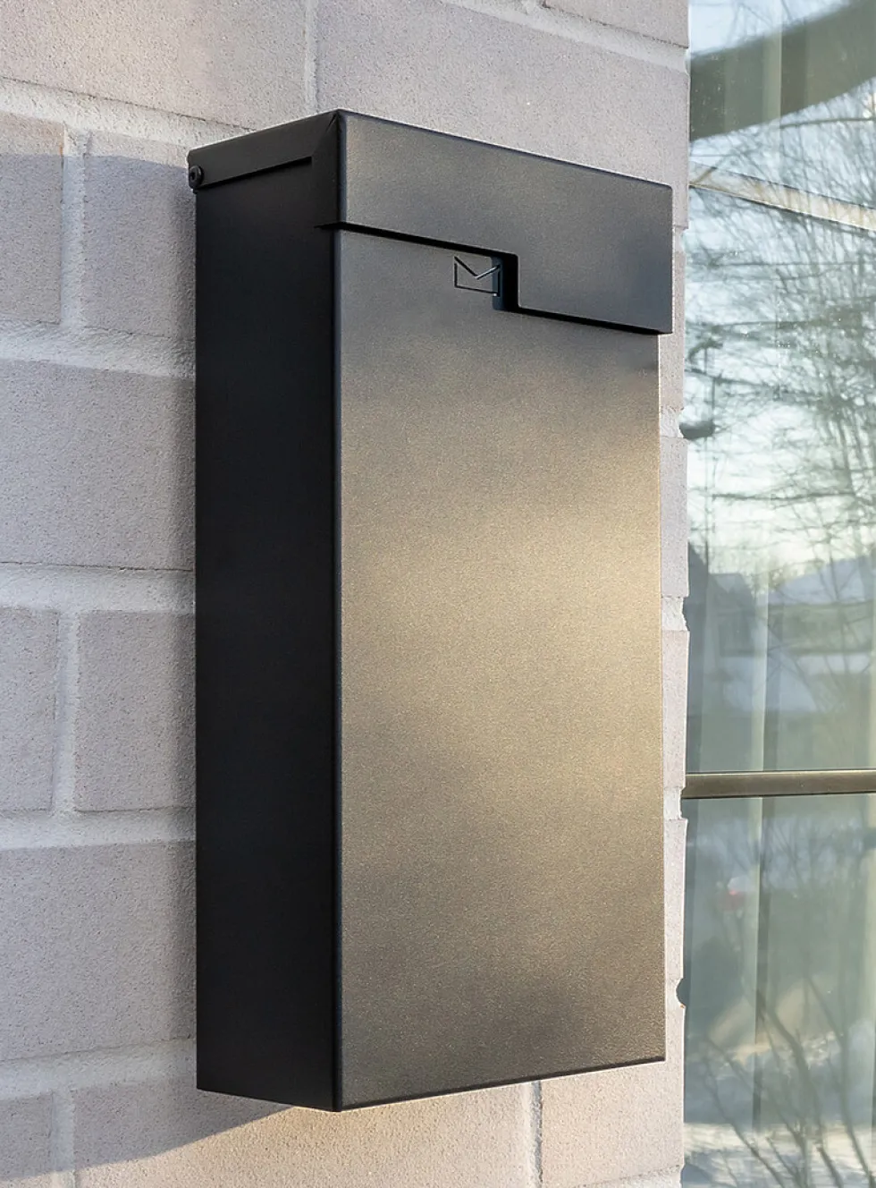Vertical Urban mailbox