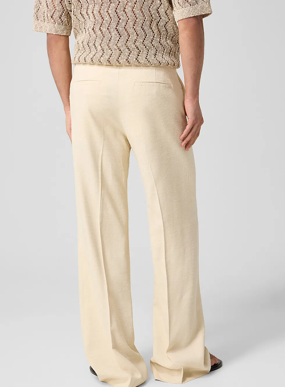 Wide-leg textured pant