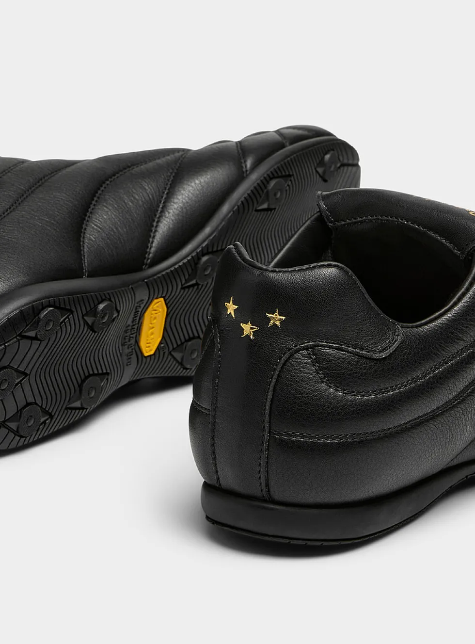 Yard LL black sneakers