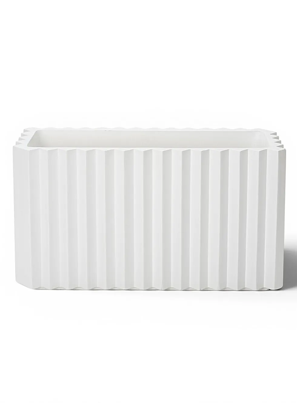 Zigzag rectangular indoor/outdoor planter